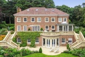 Luxury property surveyors